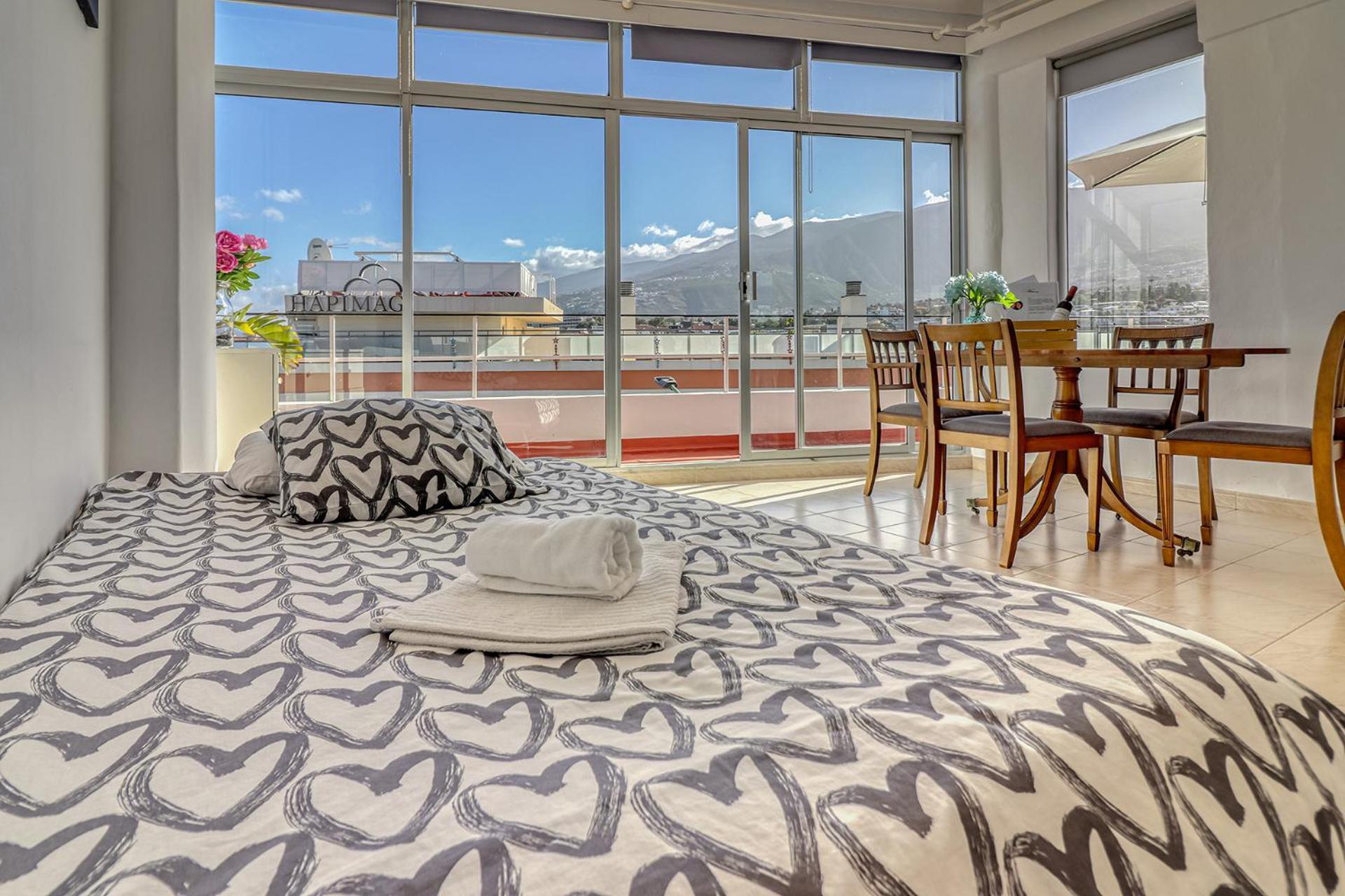 Spacious Penthouse With King-Size Bed, Huge Terrace, Ocean & Teide View Puerto de la Cruz  Ngoại thất bức ảnh