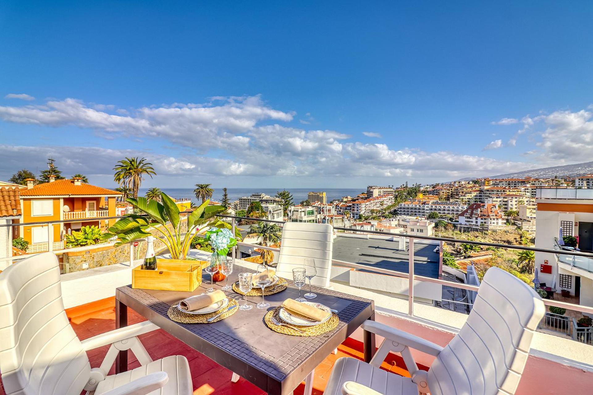 Spacious Penthouse With King-Size Bed, Huge Terrace, Ocean & Teide View Puerto de la Cruz  Ngoại thất bức ảnh